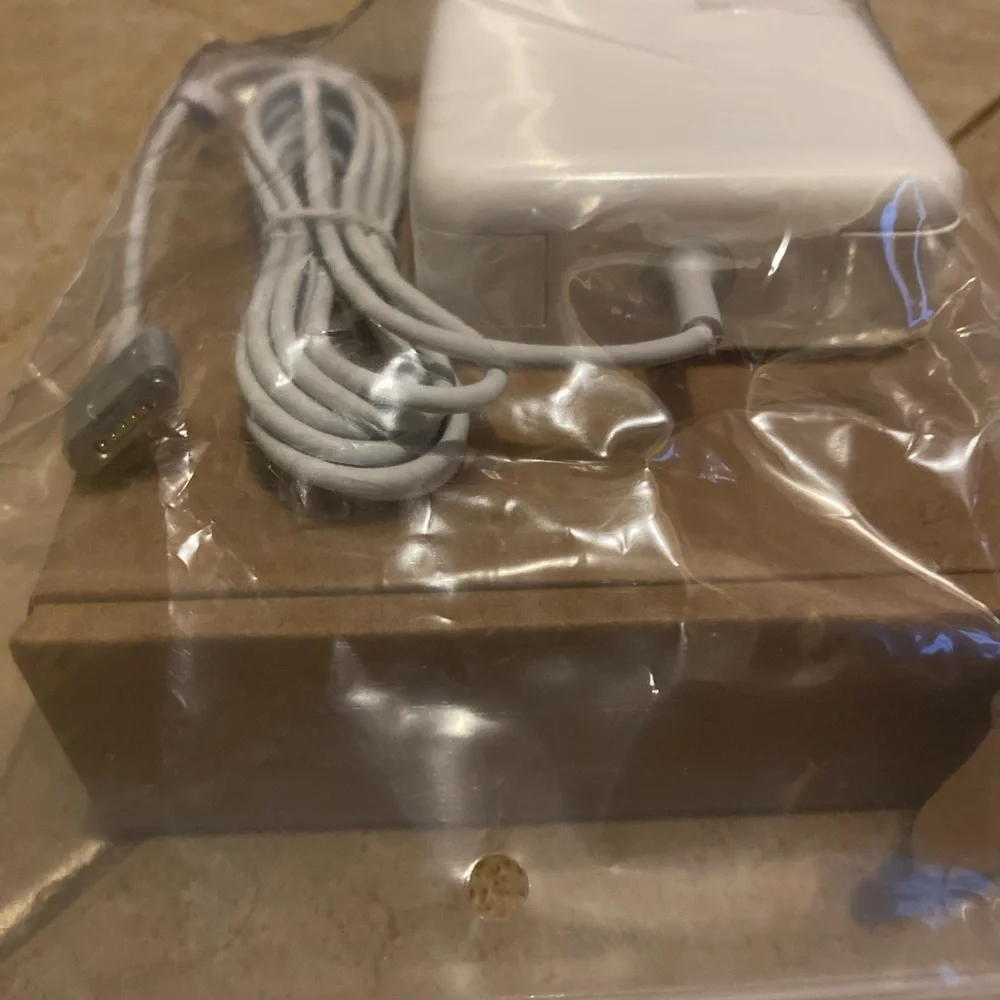 MacBook charger MagSafe 2 Year 2012 To 2016 Power Adapter NEW, NEVER BEEN USED